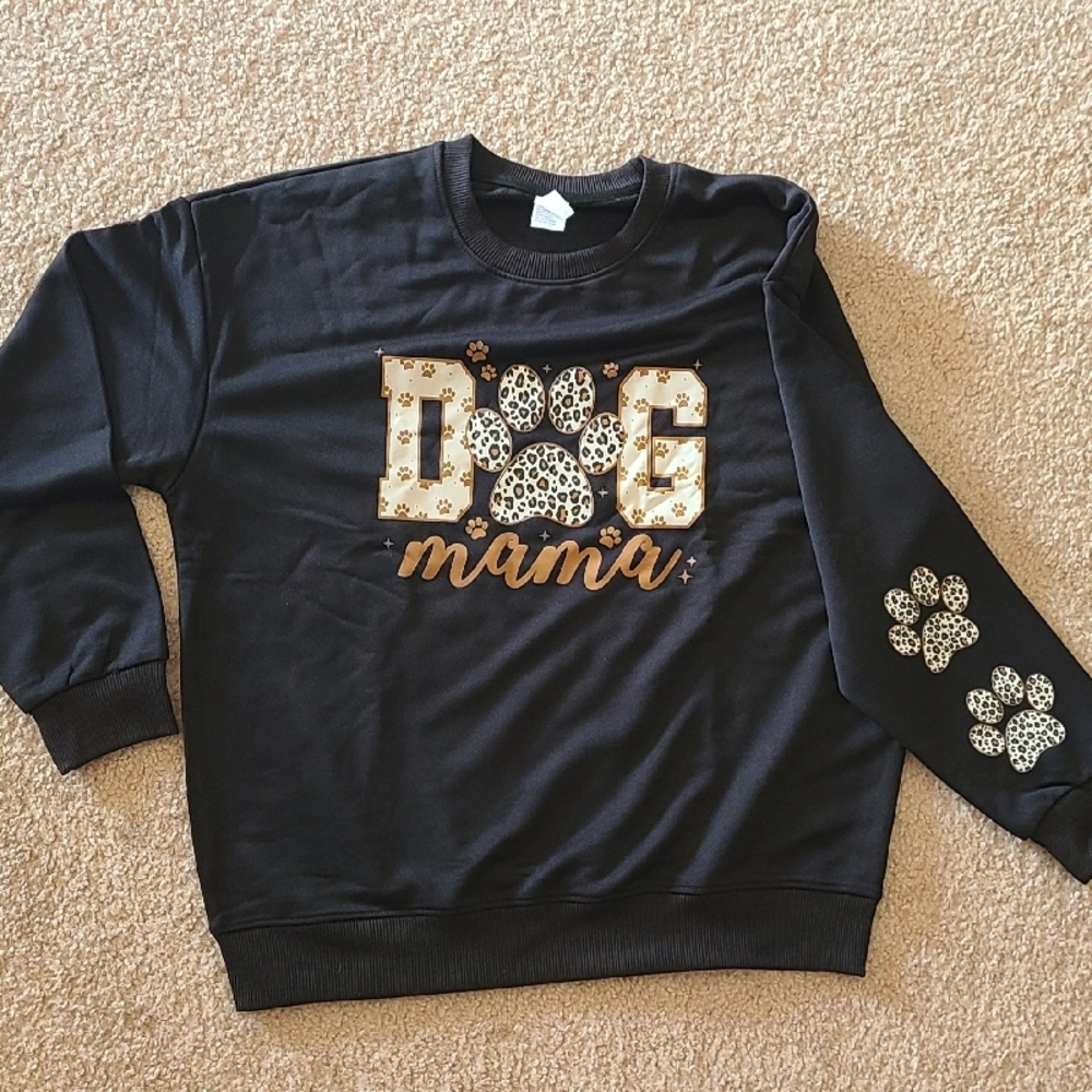 Dog Mama Black Leopard Long Sleeve Light Crewneck Shirt